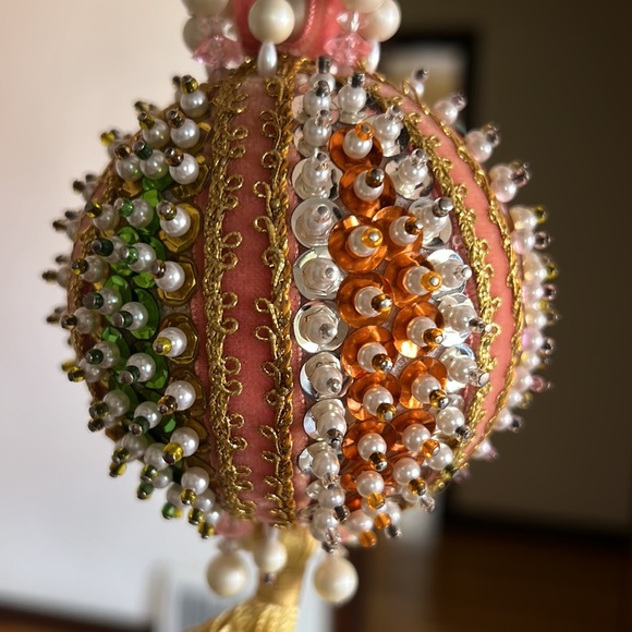 Vintage handmade Christmas ornament - Picture 2 of 4